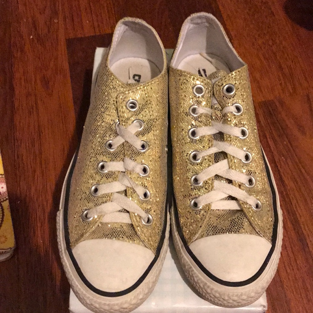 Gold Converse